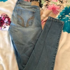 Hollister jeans
